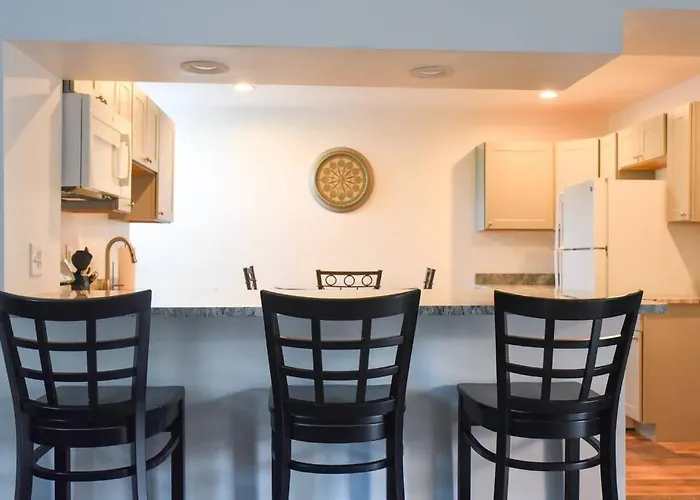 Perfect Mount Washington Home Walkable W Parking